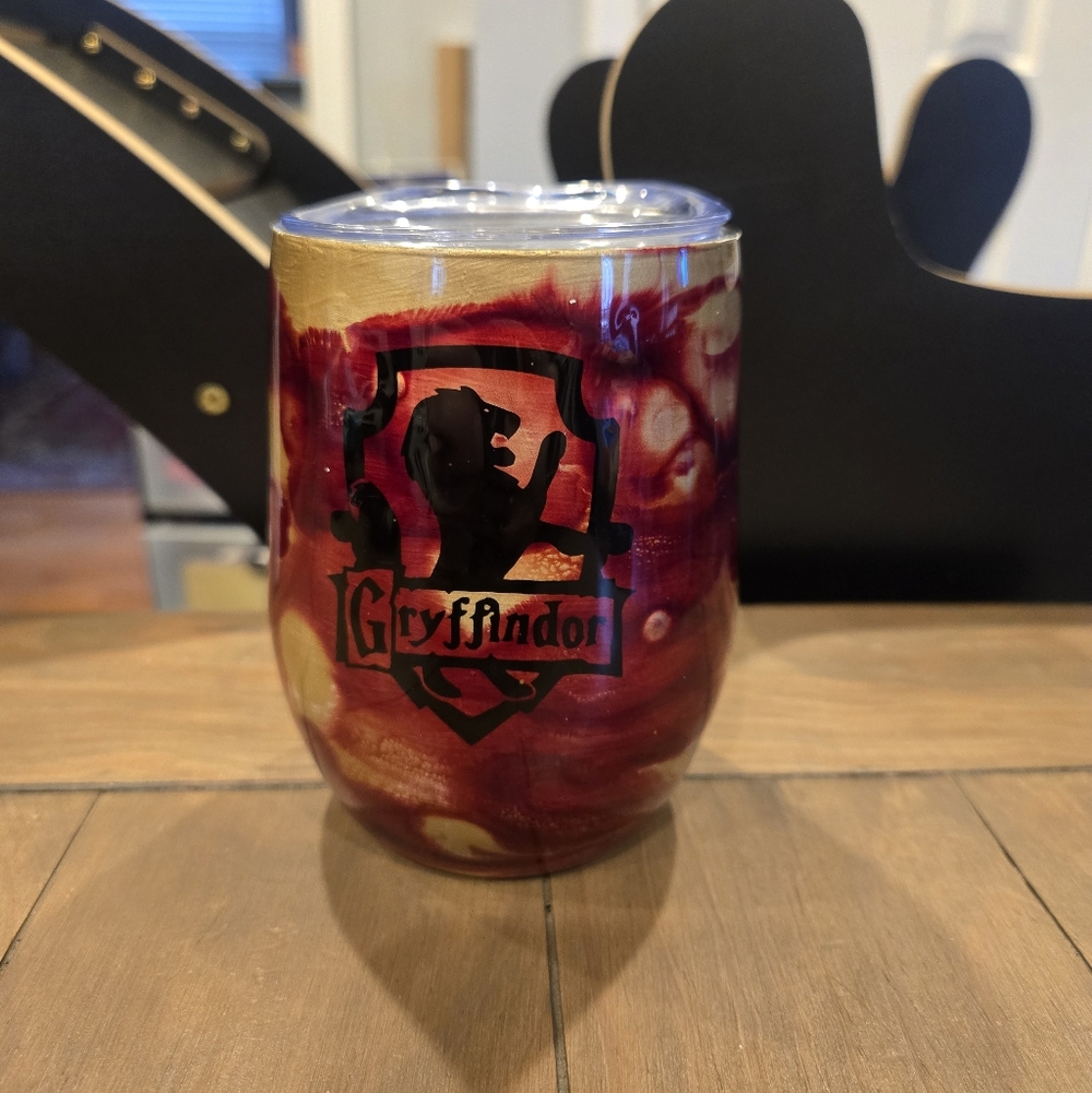 Harry Potter Gryffindor Tumbler with Red and Gold Design